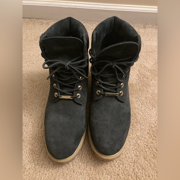 Men’s Timberland boot size 12.! “Blue Suede”. Worn once.! - Picture 4 of 8